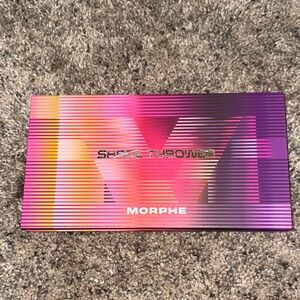 Morphe Shoe Thrower Palette - Bold Pink and Purple Hues